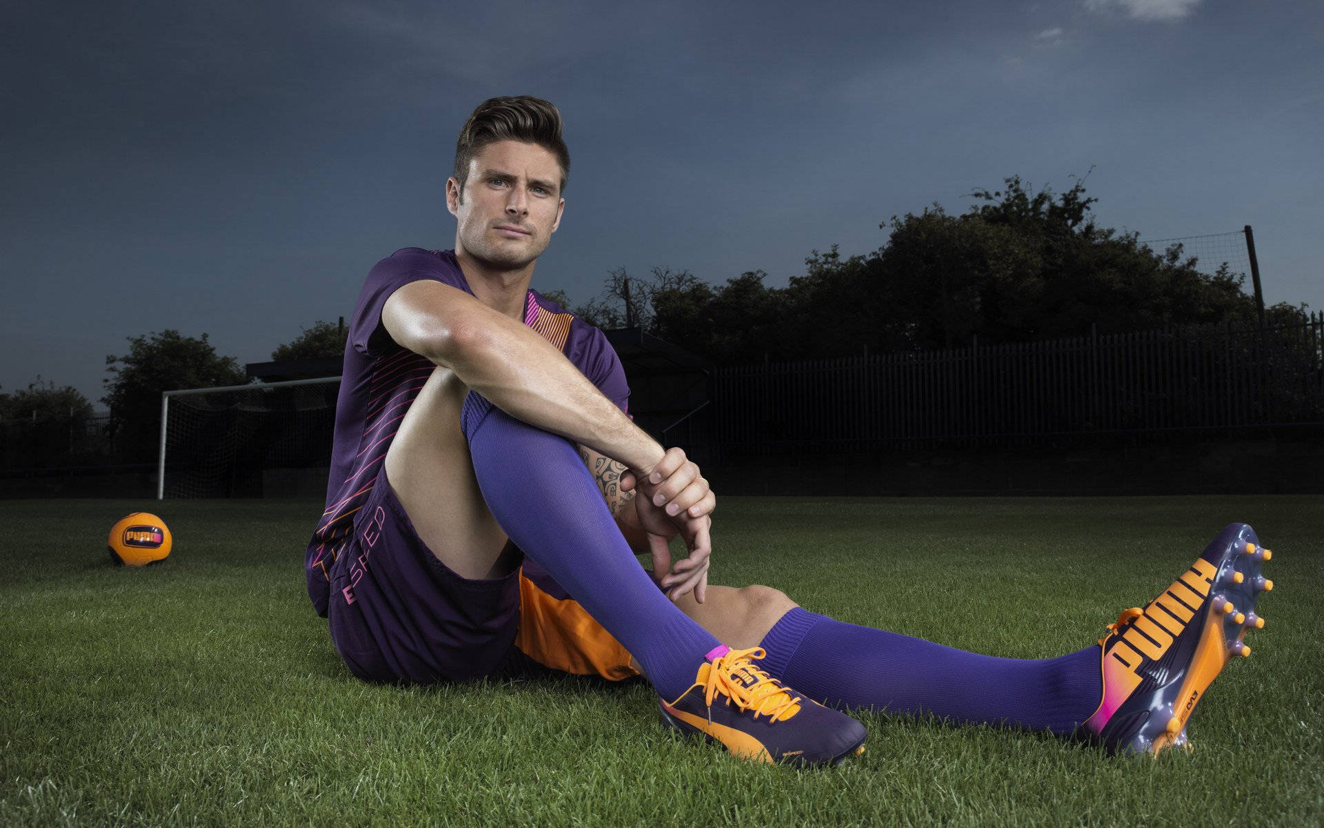 女篮姑娘用汗水证明一切——奋斗中的坚韧与荣耀